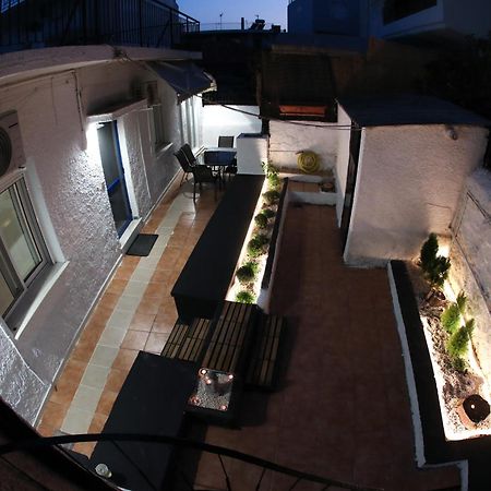 Detached House 1Km From Acropolis Filopappou Atenas Exterior foto
