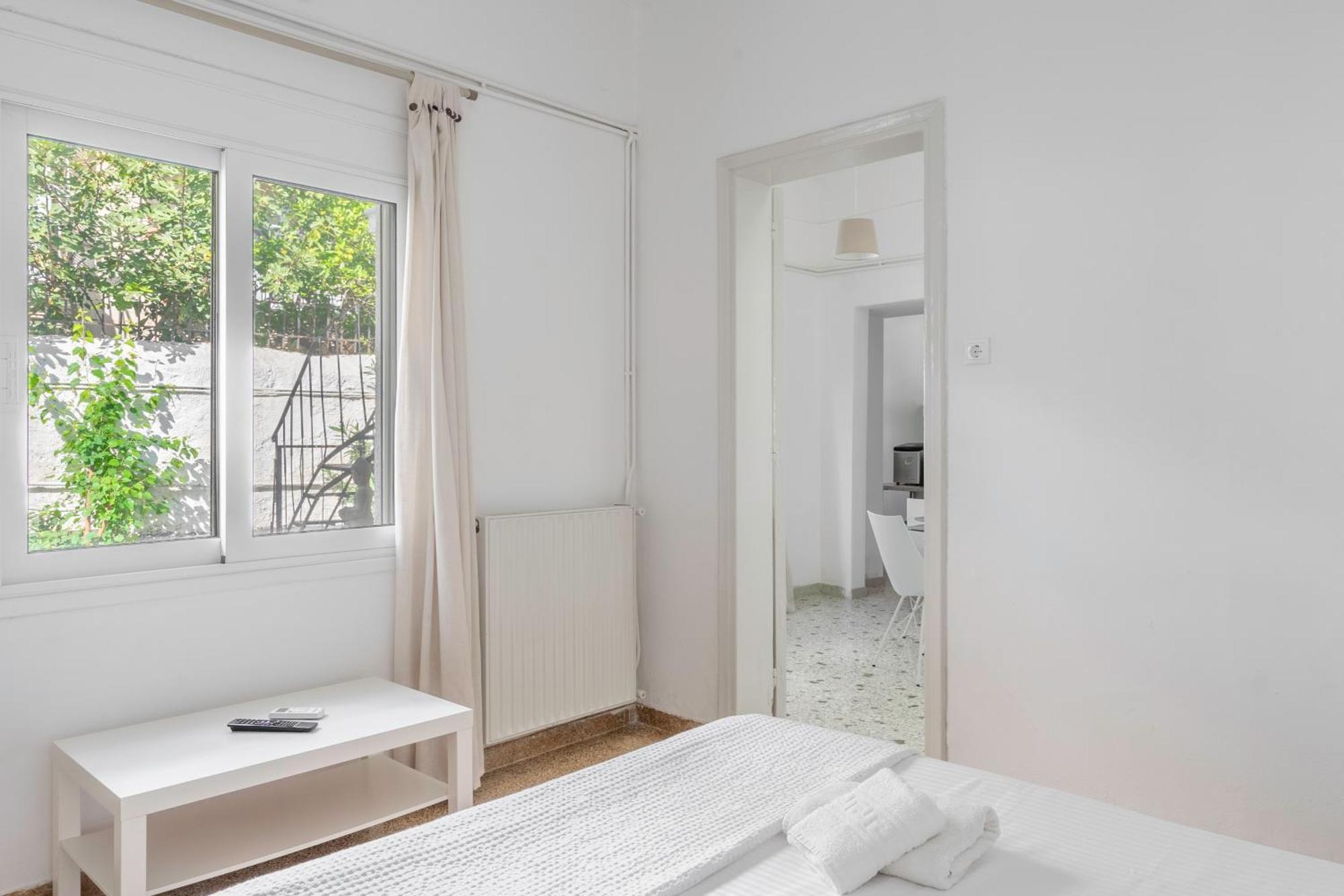 Detached House 1Km From Acropolis Filopappou Atenas Exterior foto