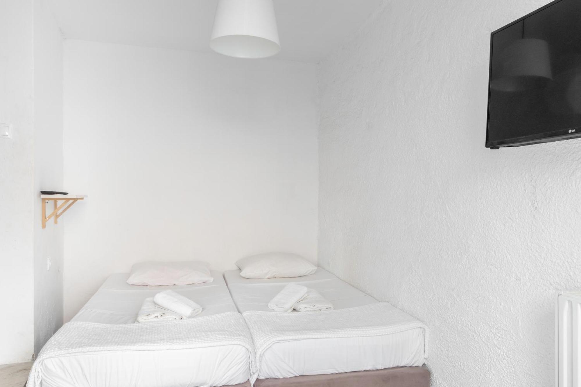 Detached House 1Km From Acropolis Filopappou Atenas Exterior foto